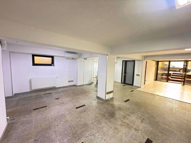 Aviatorilor, Kiseleff spatiu open space, parter coborat demisol, stradal